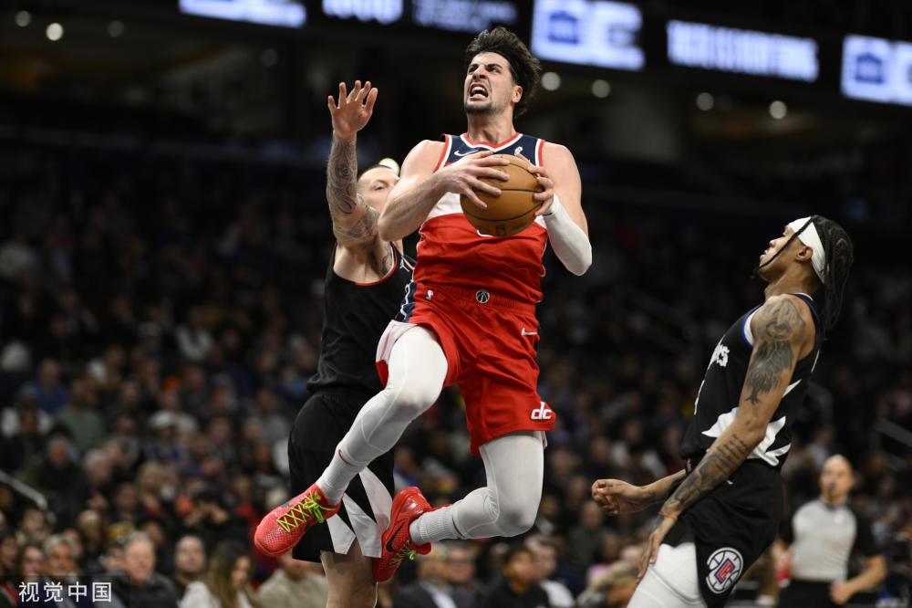 但也为足球 但也为足球